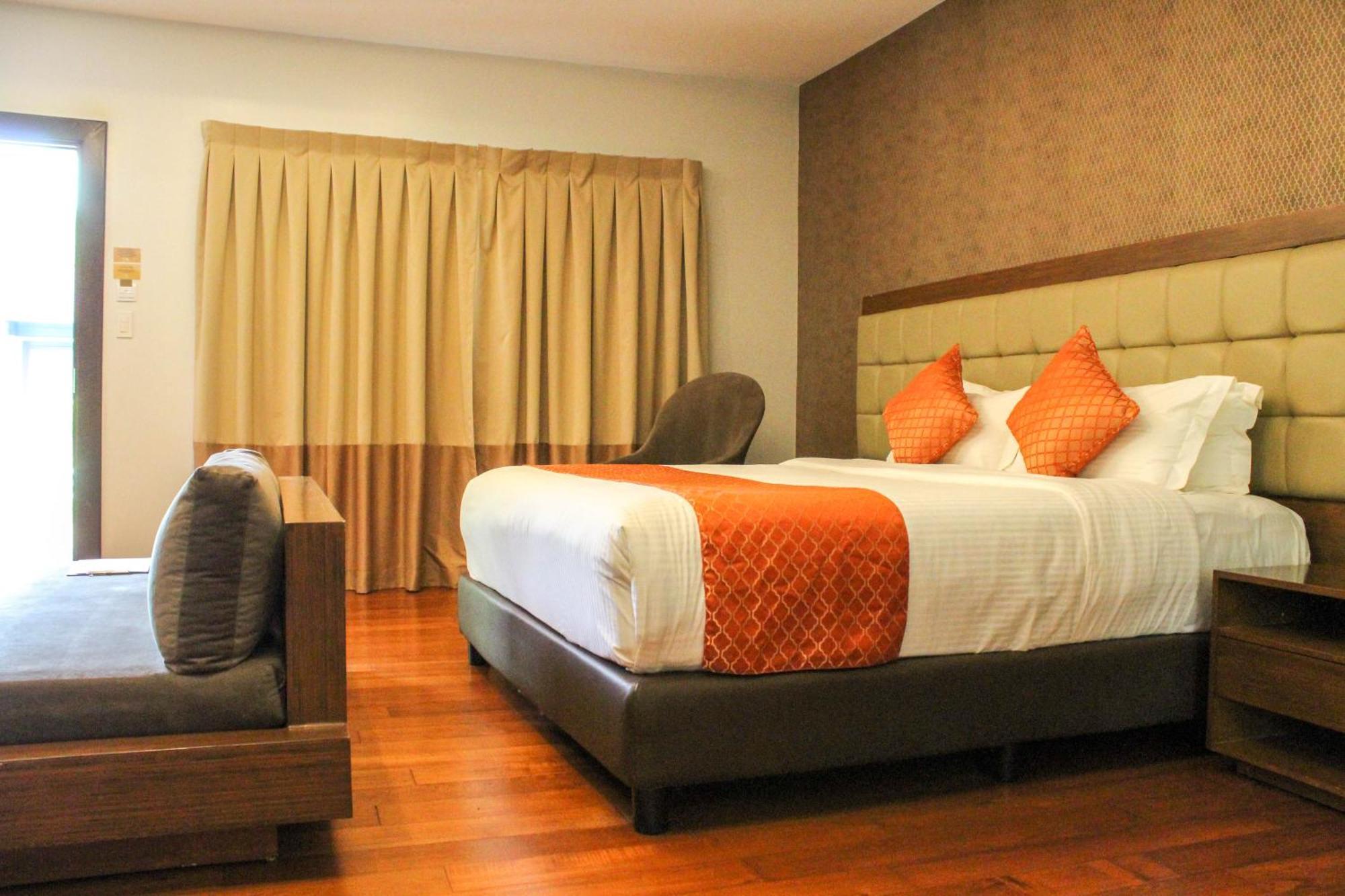 Coron Soleil Garden Resort Exteriör bild